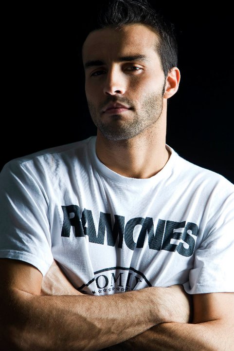 Male model photo shoot of Ariel Pereira