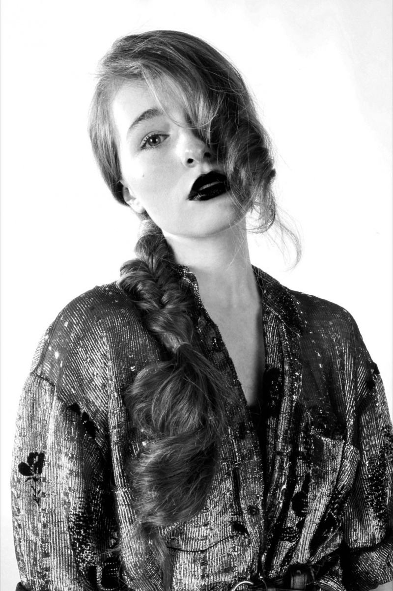 Female model photo shoot of Rachel M Thomas in Swansea Collage