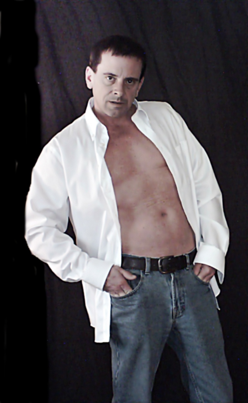 Male model photo shoot of JERRYLEE in Indianapolis, Ind