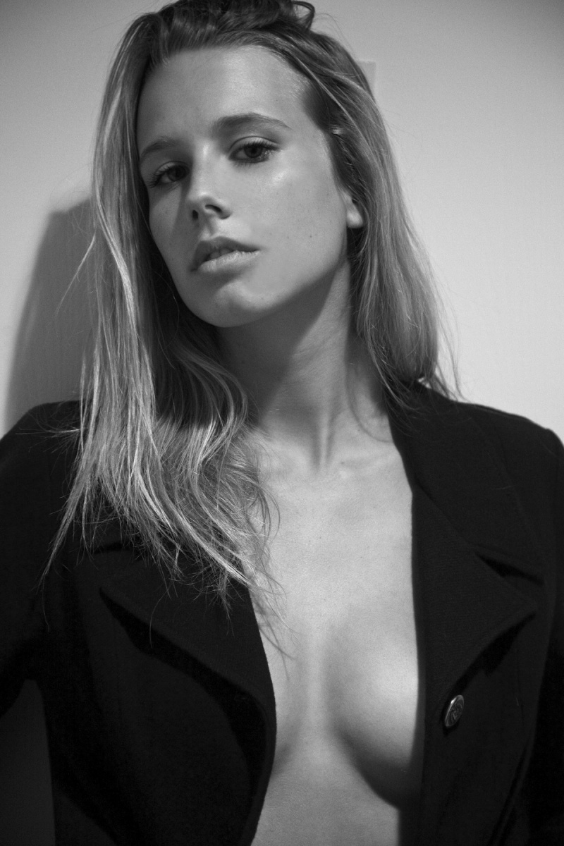 Female model photo shoot of Jess Mary