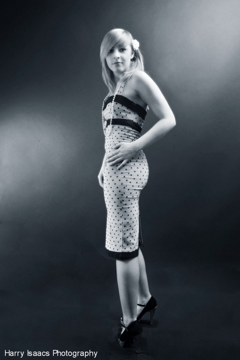 Female model photo shoot of ToniMaria by Harry Isaacs Photo