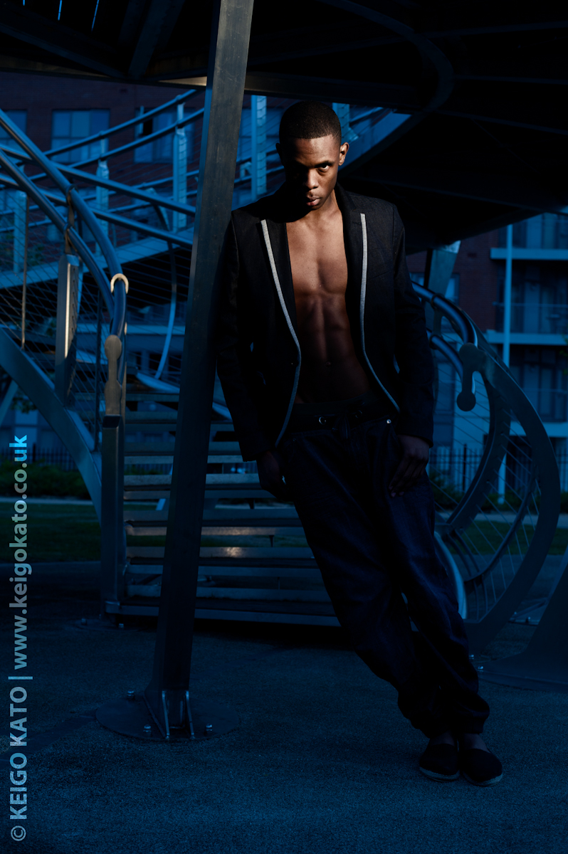 Male model photo shoot of Tyrone Calder