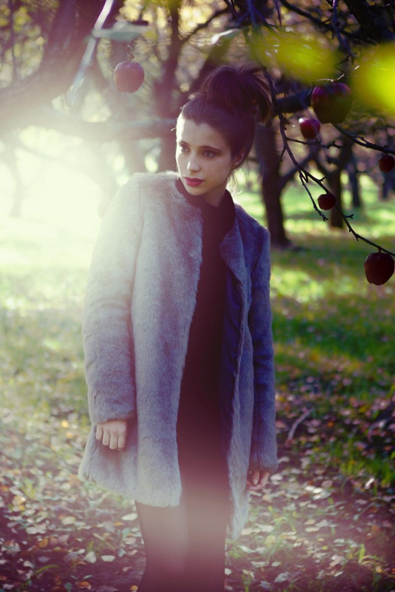 Female model photo shoot of Tanya Ermolaeva