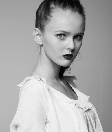 Female model photo shoot of Aslaug Bjornsdottir