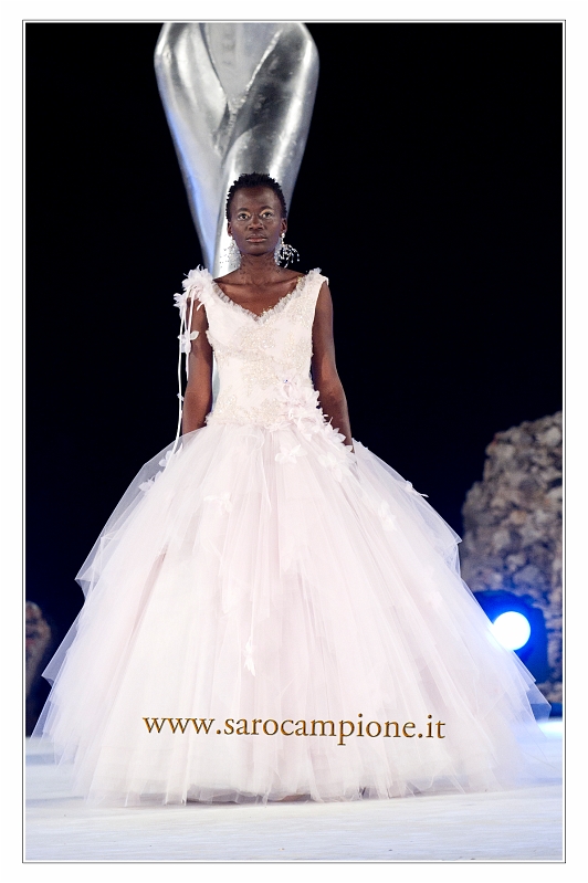 Female model photo shoot of masese achieng in Italy