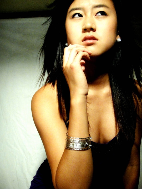 Female model photo shoot of CindyYao