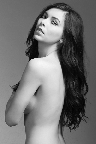 Female model photo shoot of lisa wade