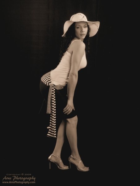 Female model photo shoot of Erica Jane