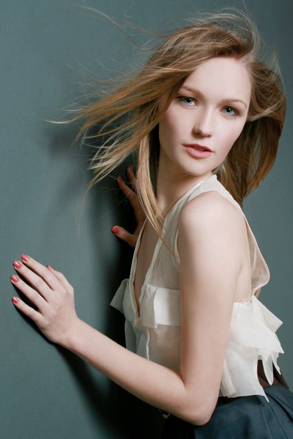 Female model photo shoot of Masha 