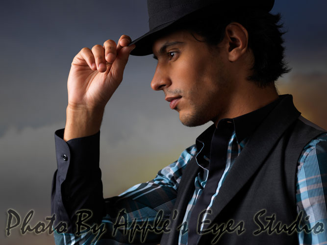 Male model photo shoot of Jatuporn Photography