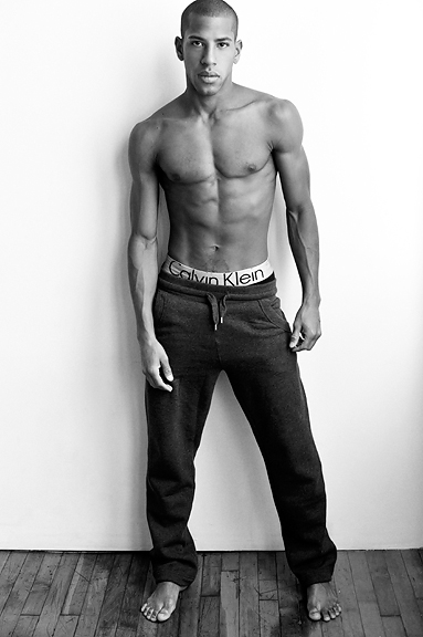 Male model photo shoot of Anthony Bryant in Chicago