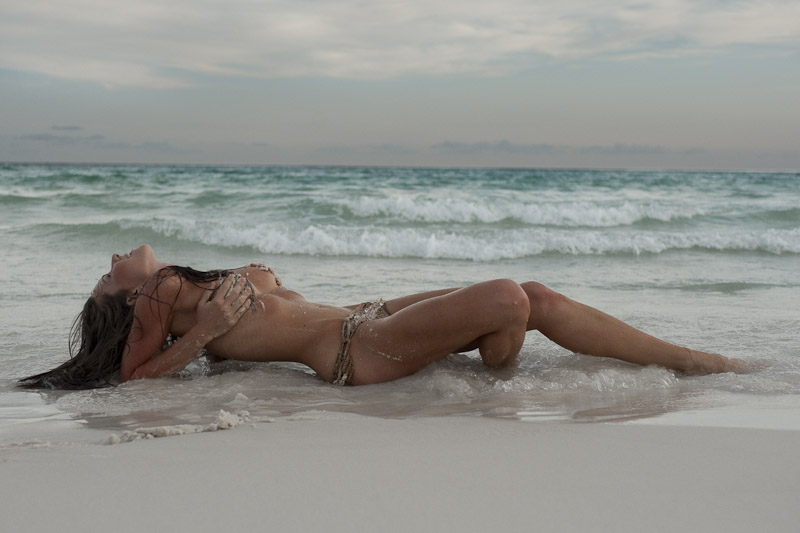 Female model photo shoot of Rusulka in my favorite beach