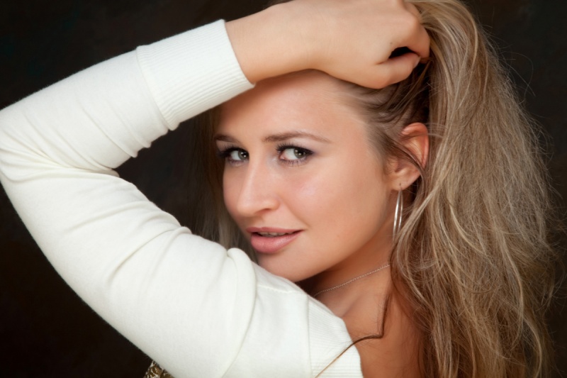 Female model photo shoot of Natalja Karabesko in lucanstudios.com