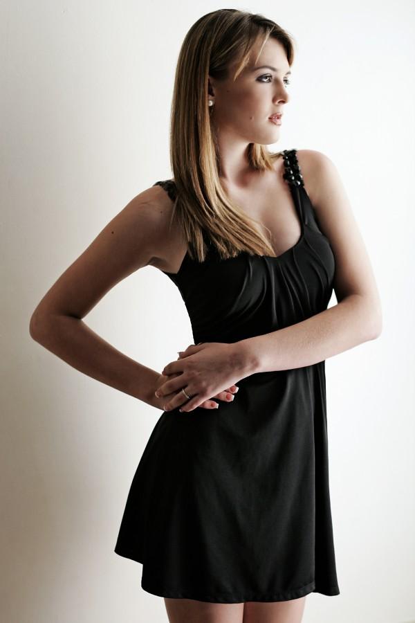 Female model photo shoot of AlexandraLeeDelCoro