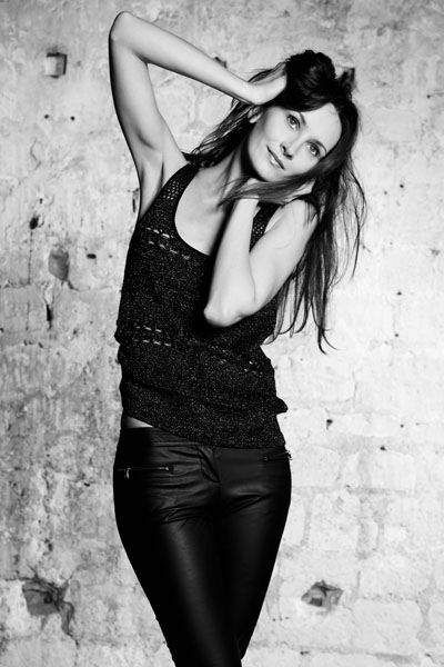Female model photo shoot of Emilie Nowack
