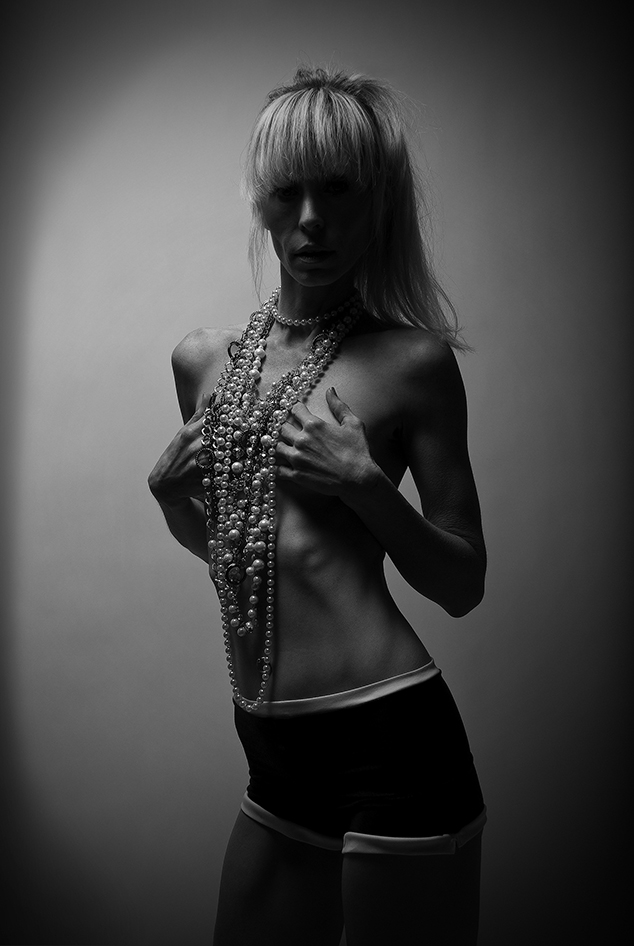 Female model photo shoot of Stephanie Maner in Alive Studio Boulder