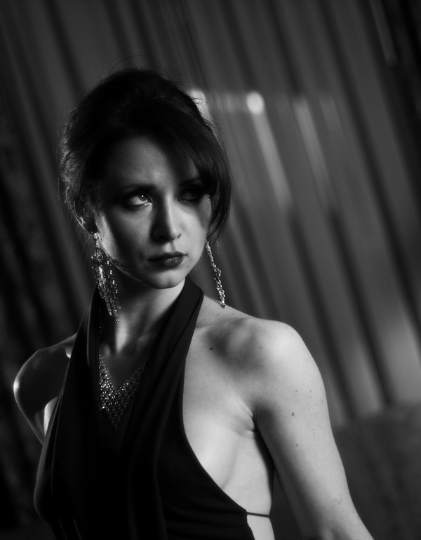 Female model photo shoot of Lindsay Lyon by Antoine Biko in Toronto