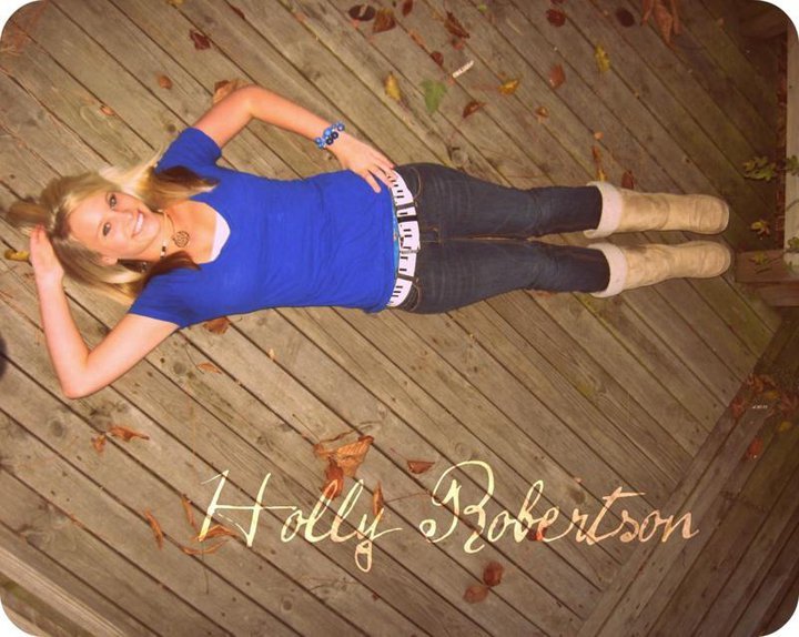 Female model photo shoot of HollyRobertson