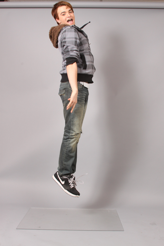 Male model photo shoot of JordanPetty
