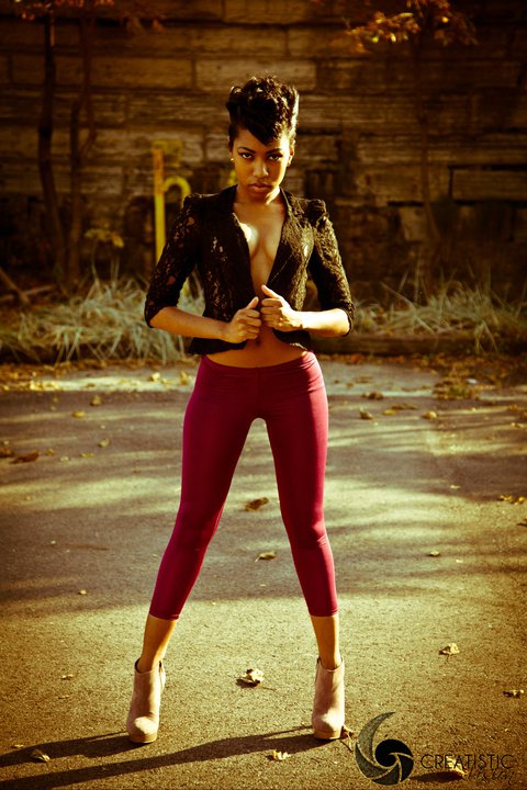 Female model photo shoot of Vicki Valencourt