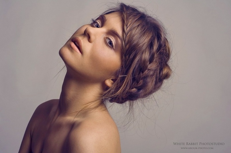 Female model photo shoot of Yelena Make Up Artist in Kiev
