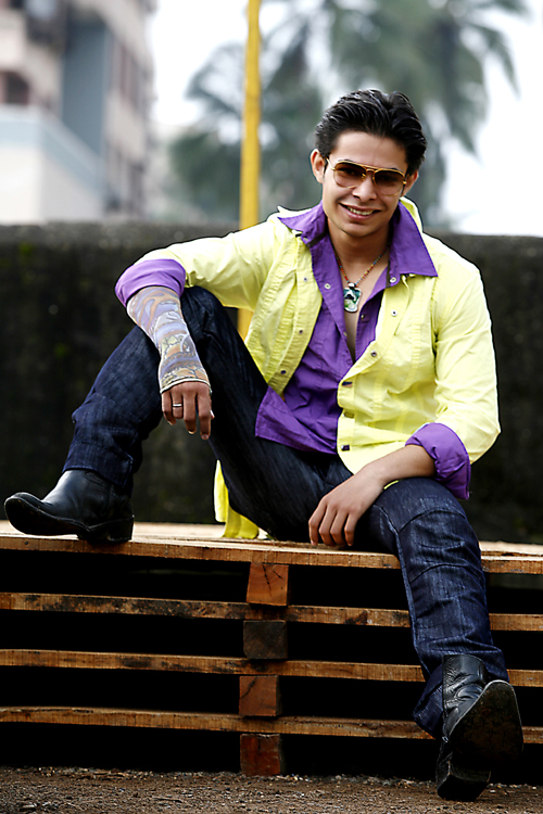 Male model photo shoot of RAJAT SHARMA