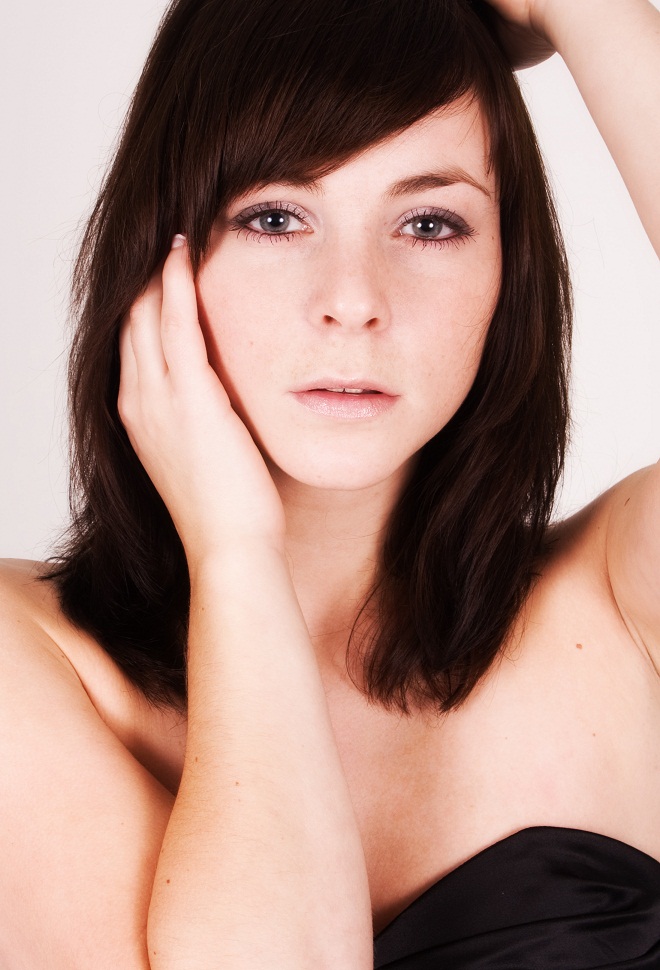 Female model photo shoot of Moniek1