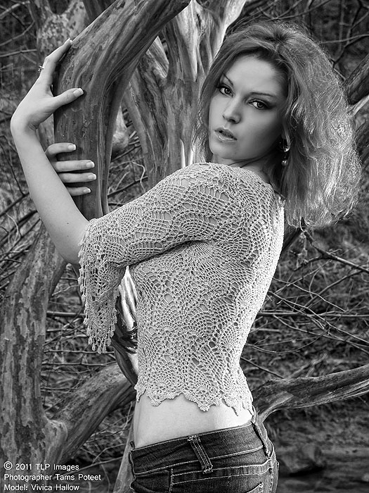 Female model photo shoot of Jocelyn Marquise