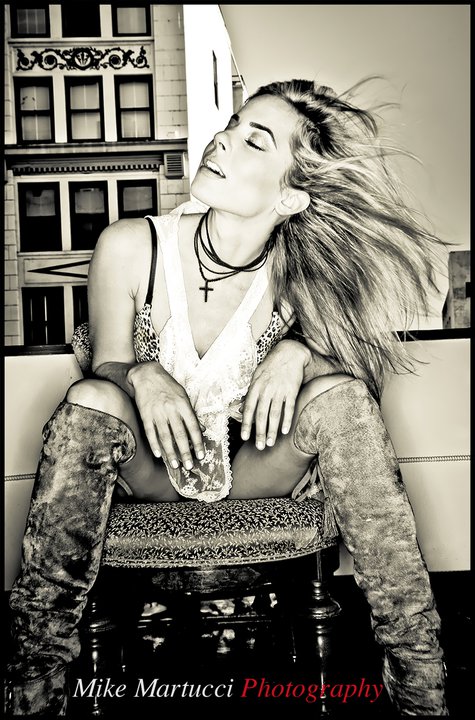 Female model photo shoot of Bri Alyssa
