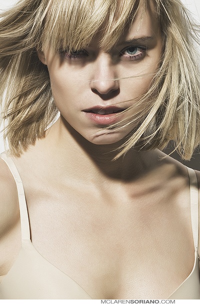 Female model photo shoot of Anette Margaret Puskas