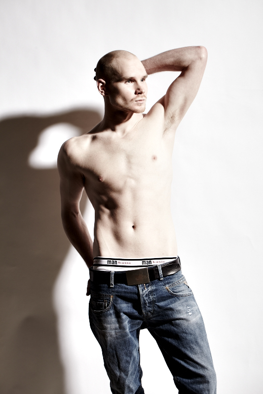 Male model photo shoot of krille86