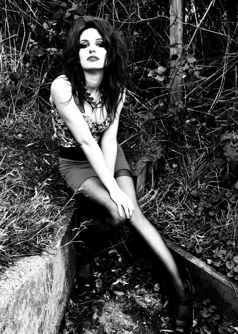 Female model photo shoot of gemma clack