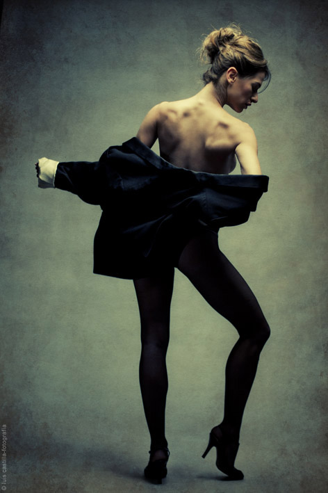Male model photo shoot of LUIS CASTILLA