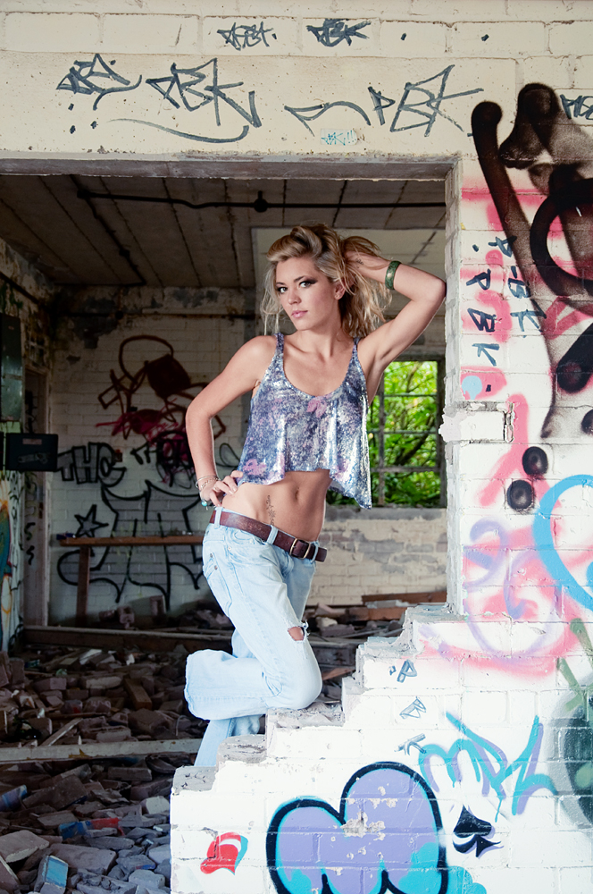 Female model photo shoot of kirstylegg in Tayport
