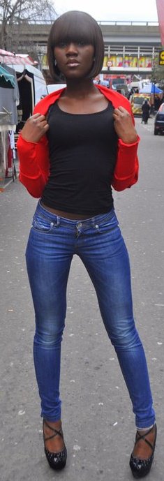 Female model photo shoot of Anibabez in Portobello Road