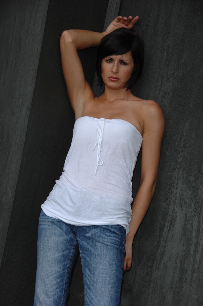 Female model photo shoot of JenniferLynNeff in Bellingrath