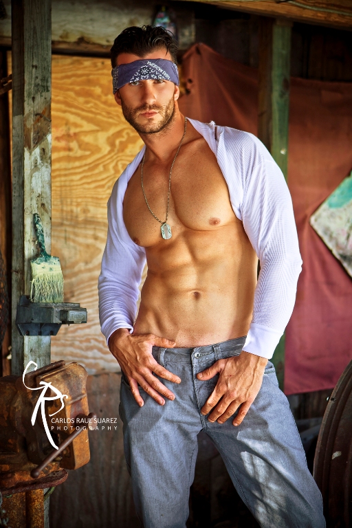 Male model photo shoot of CarlosRSuarez Photos