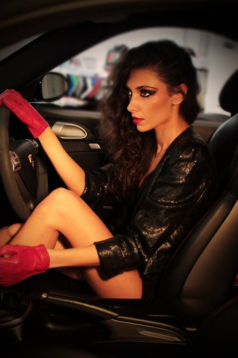 Female model photo shoot of Sophia Dawood