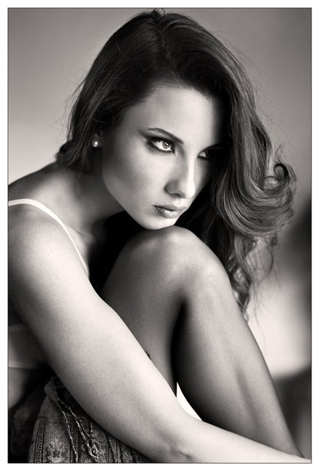 Female model photo shoot of Milwicz