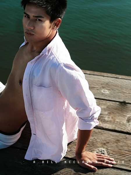 Male model photo shoot of iPhotog