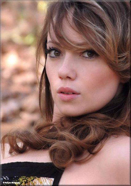 Female model photo shoot of Kara Engelken