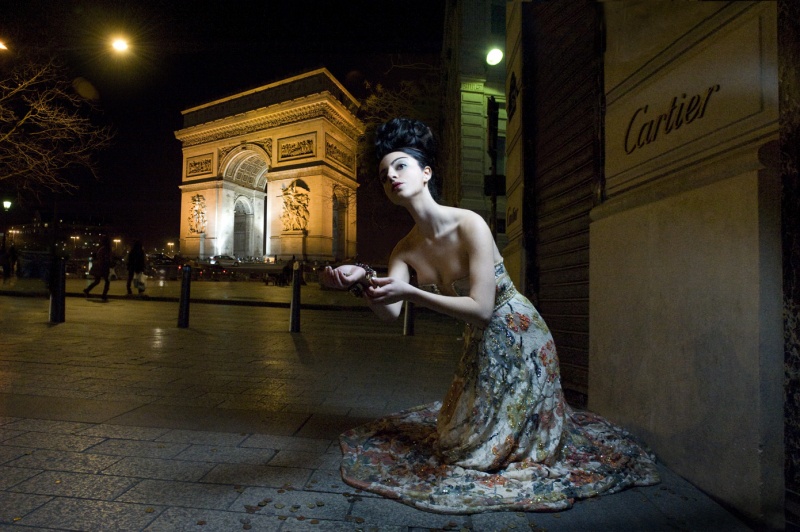Female model photo shoot of Aubrey Reeves by cats en  withoos in Paris
