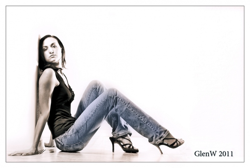 Female model photo shoot of Paris Starr by GlenW