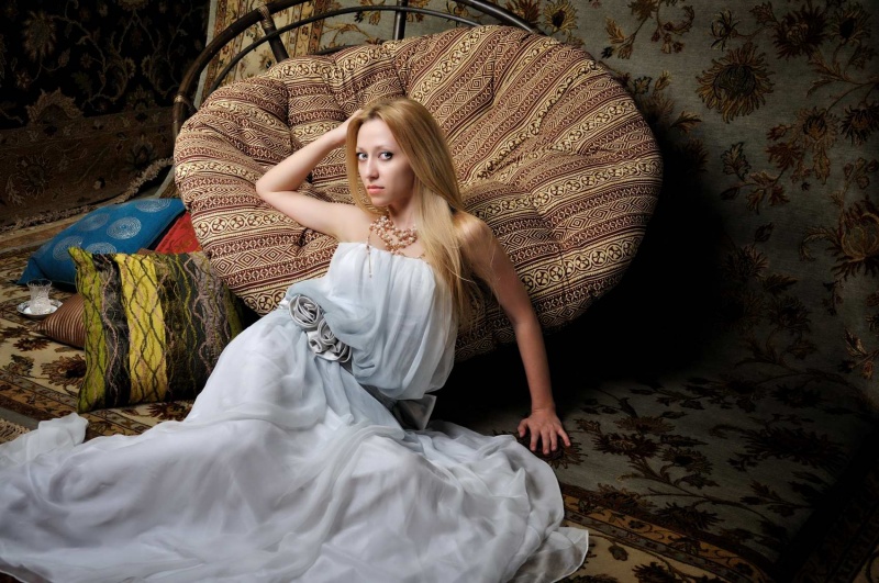 Female model photo shoot of MiaArt by AnnaHajiyev Photography