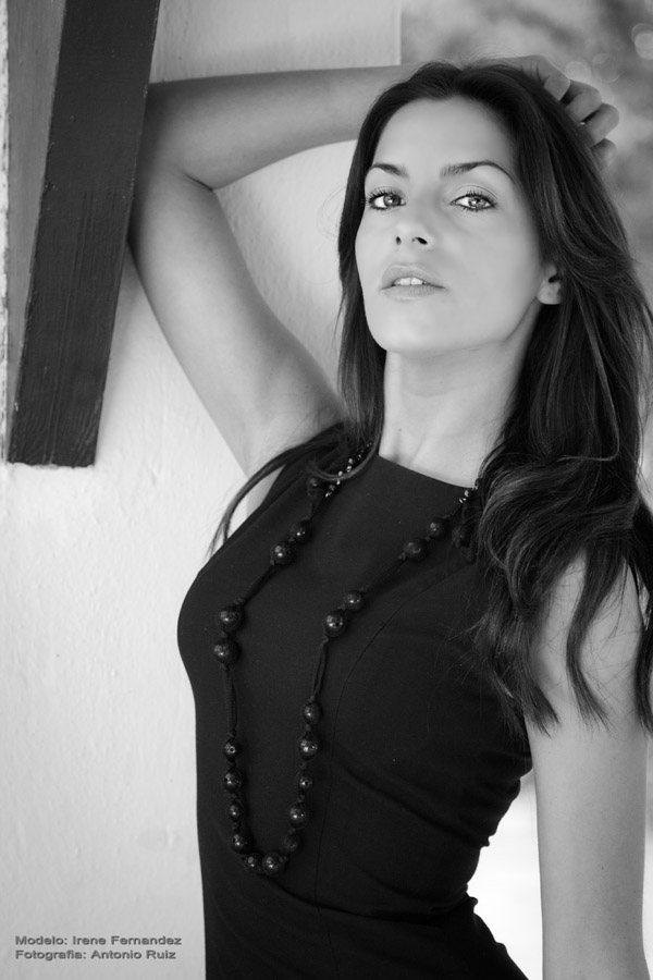 Female model photo shoot of IRENE FERNANDEZ PUENTE