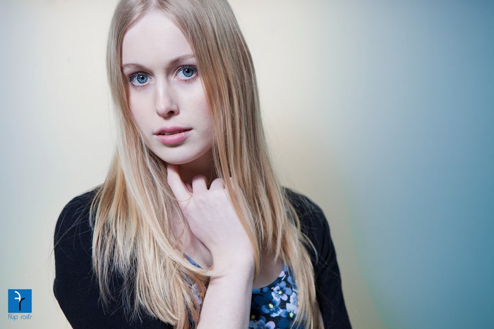 Female model photo shoot of Inge VI
