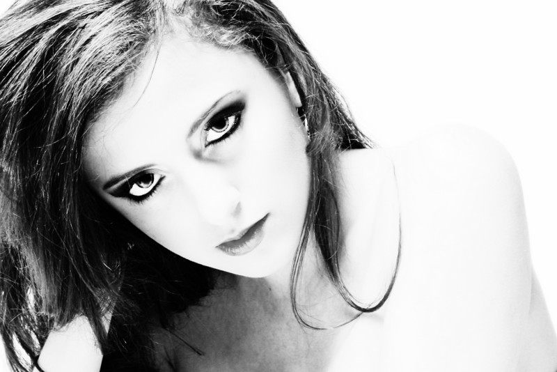 Female model photo shoot of Baylee Dene MUA by JULSMEGILL in Huntington Beach