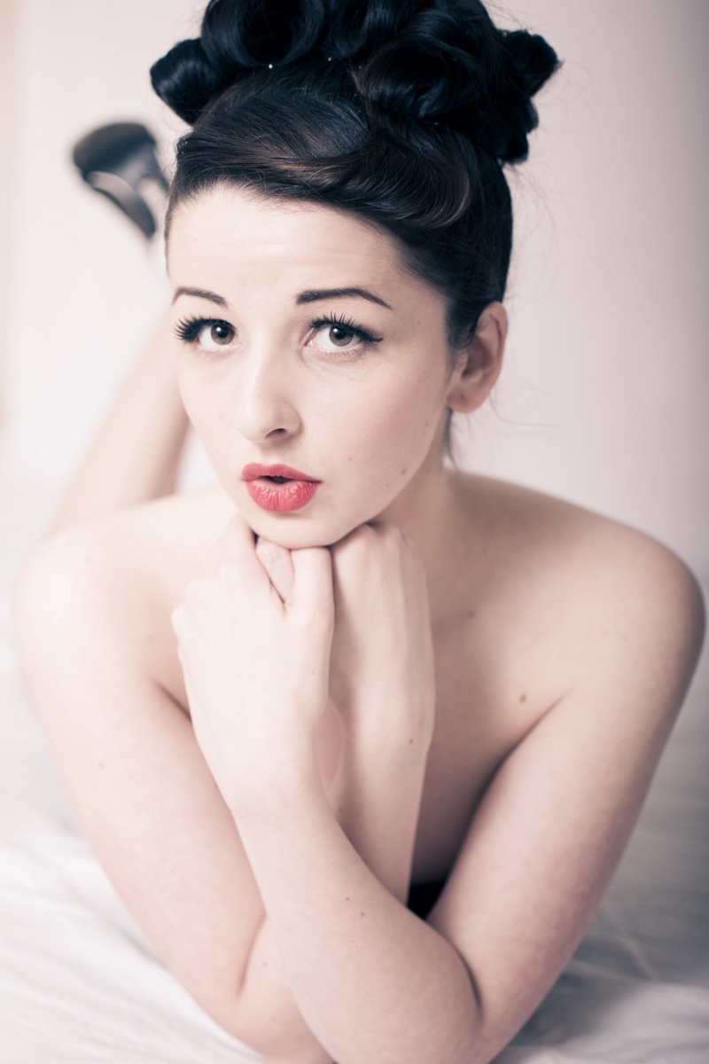 Female model photo shoot of Miss Vanessa Mae by Sado Photography