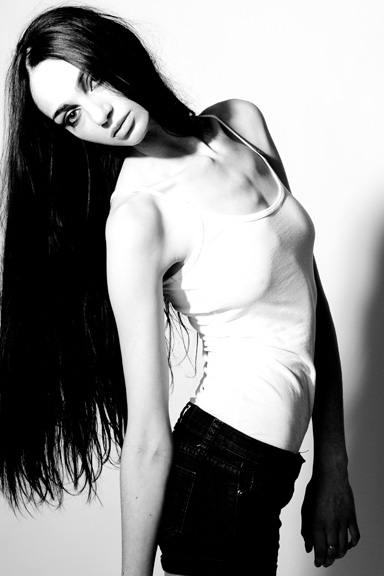 Female model photo shoot of Lauren Elise Anderson 