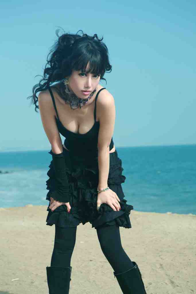 Female model photo shoot of Kira Mendoza 